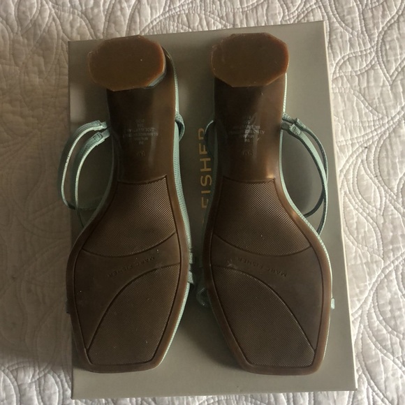 Marc Fisher Size 9 Alaina Light Green Sandal - Picture 6 of 6